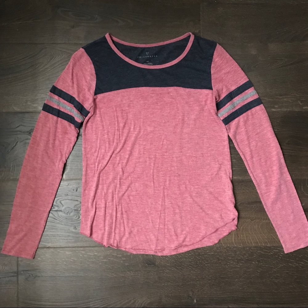 🚨CLOSET CLOSING 7/12 🚨 Prince & Fox LS Top - S